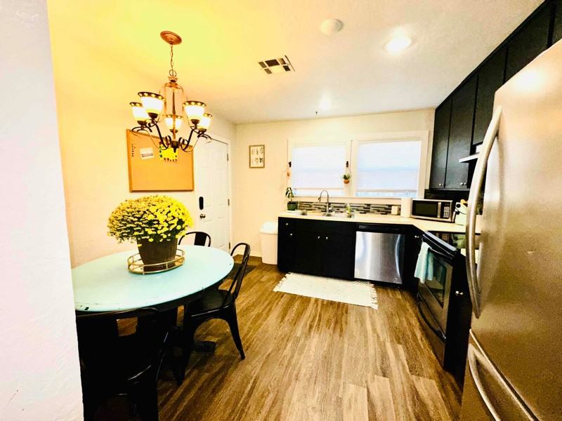 1607 Nw Taylor Ave - Photo 5 of 15