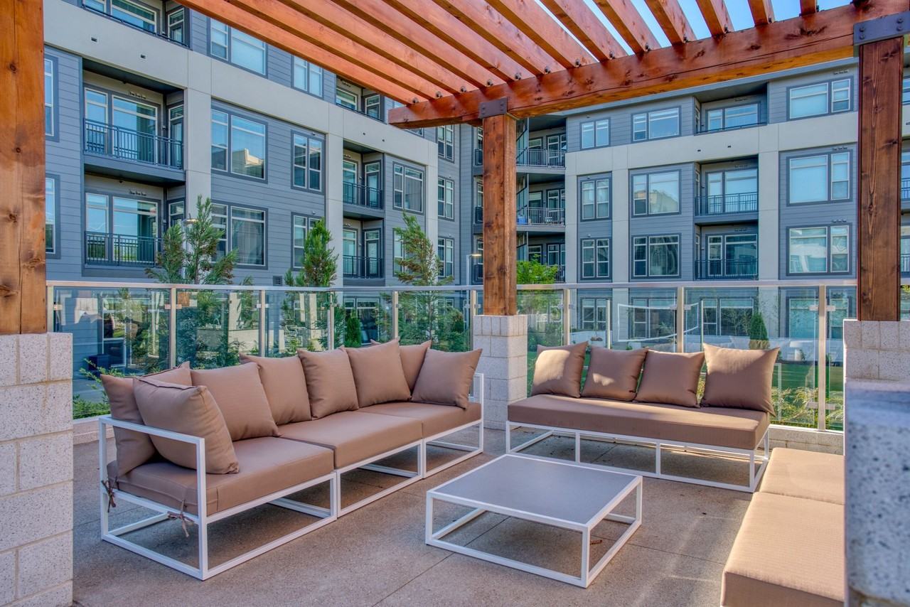 Residences at Capitol View - Photo 6 of 34