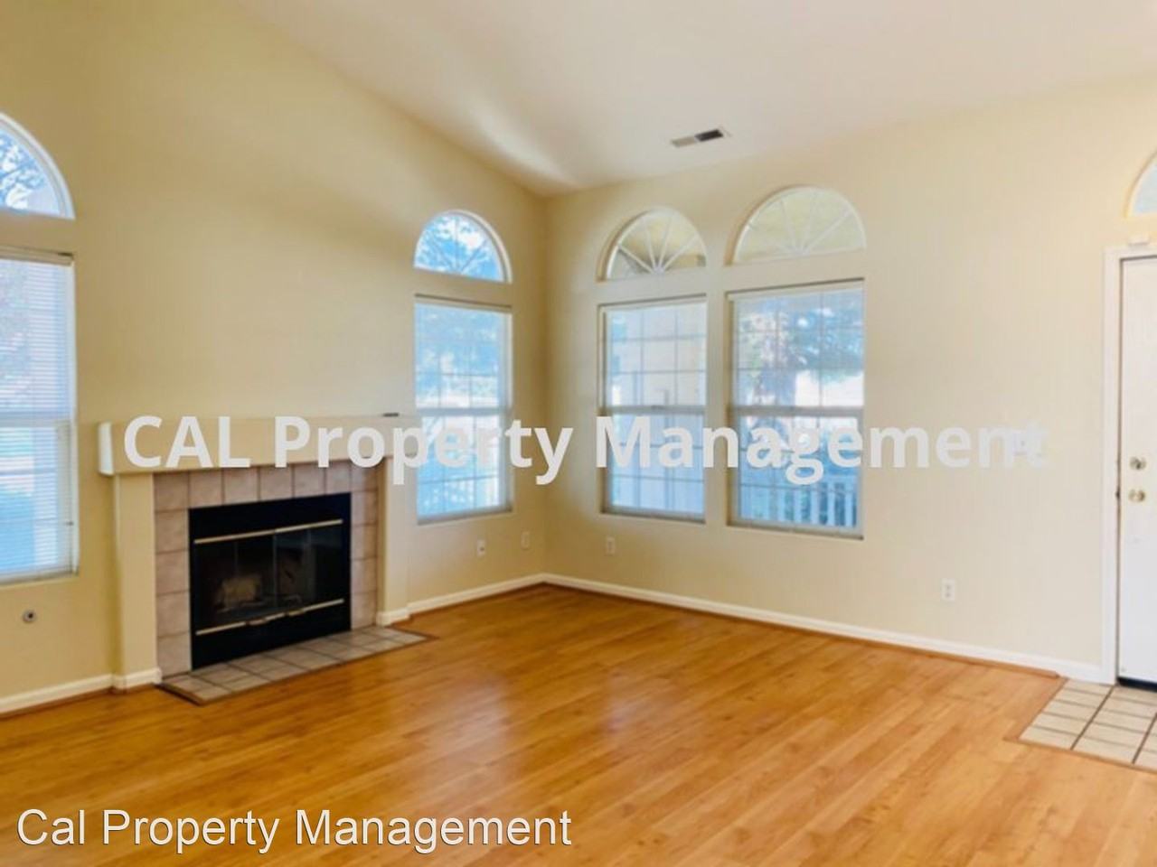 1289 Greenleaf Loop - Photo 2 of 5