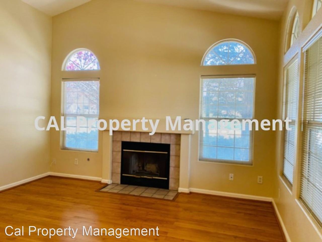 1289 Greenleaf Loop - Photo 3 of 5