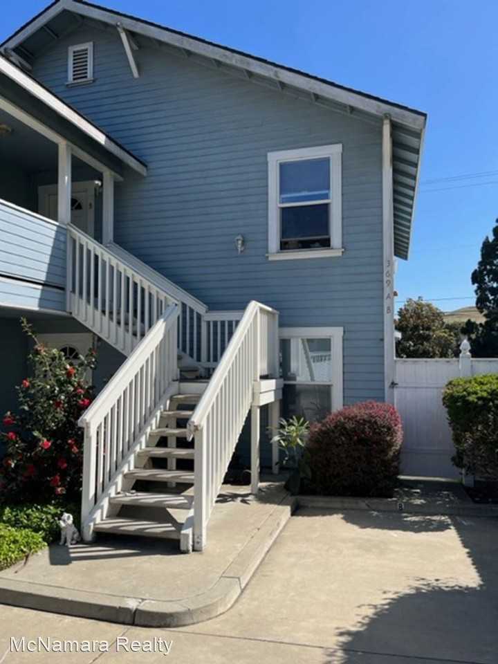 367-369 Branch Street - Photo 2 of 13