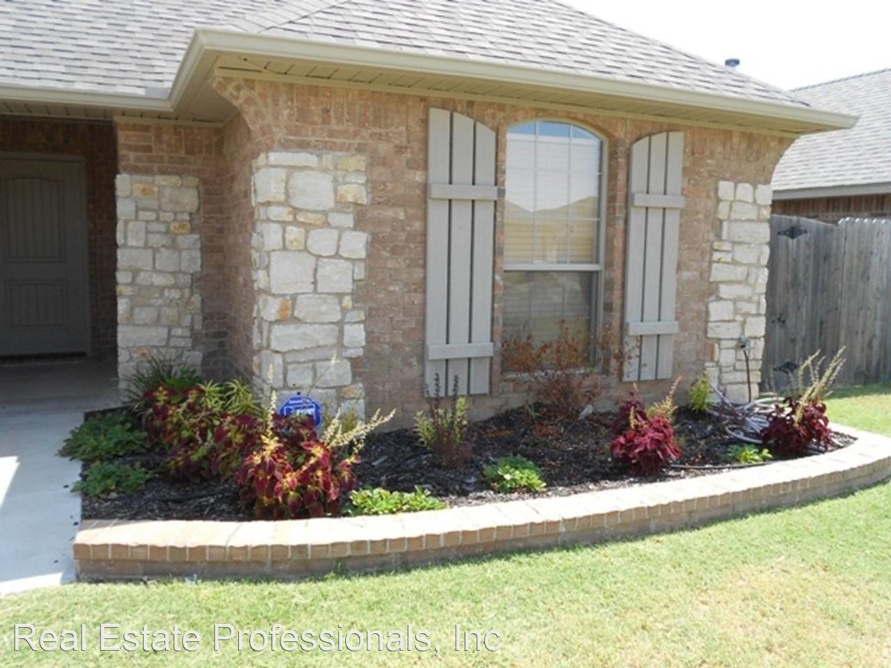 411 Nw Granite Ave - Photo 2 of 30