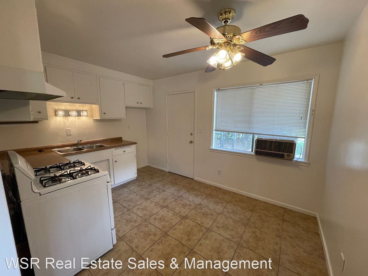 185, 187, 189   E. 10th St. - Photo 2 of 7