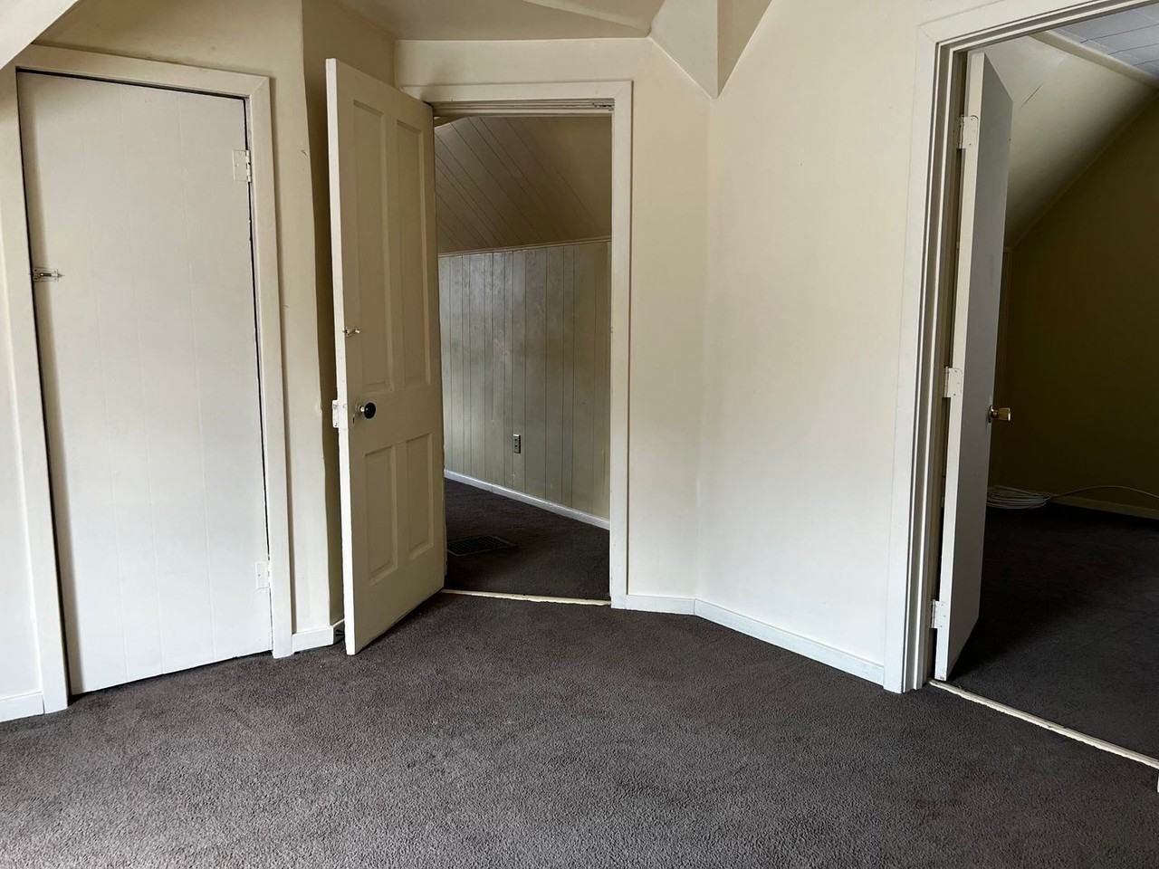 2343 Garfield Ave - Photo 2 of 7