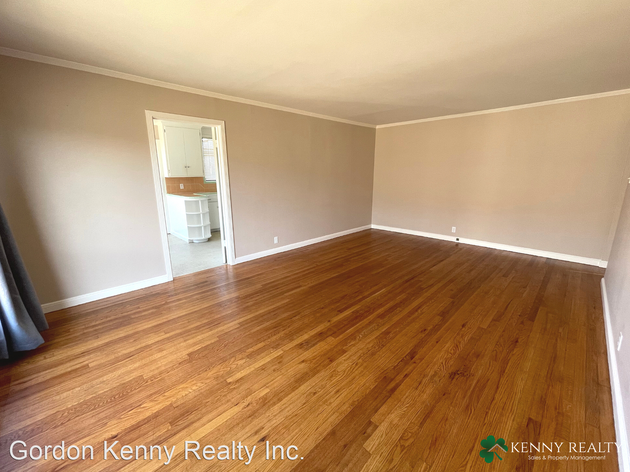 221 Mosswood Way - Photo 2 of 15