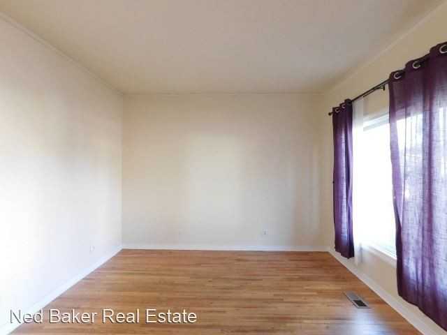 1430 30th Ave Ne - Photo 2 of 13