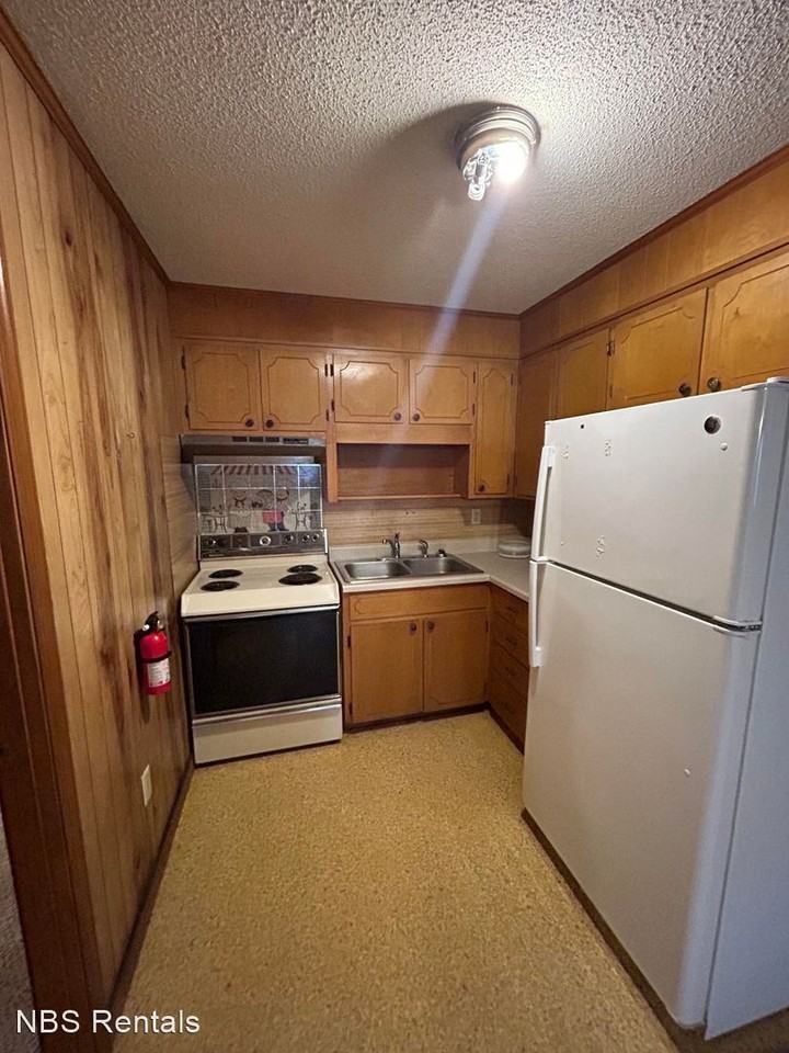 79 Ridgemont Circle - Photo 3 of 6