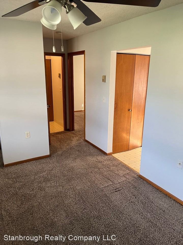 116 High Street SW Apartments 116 High St Sw, Mitchellville, IA 50169