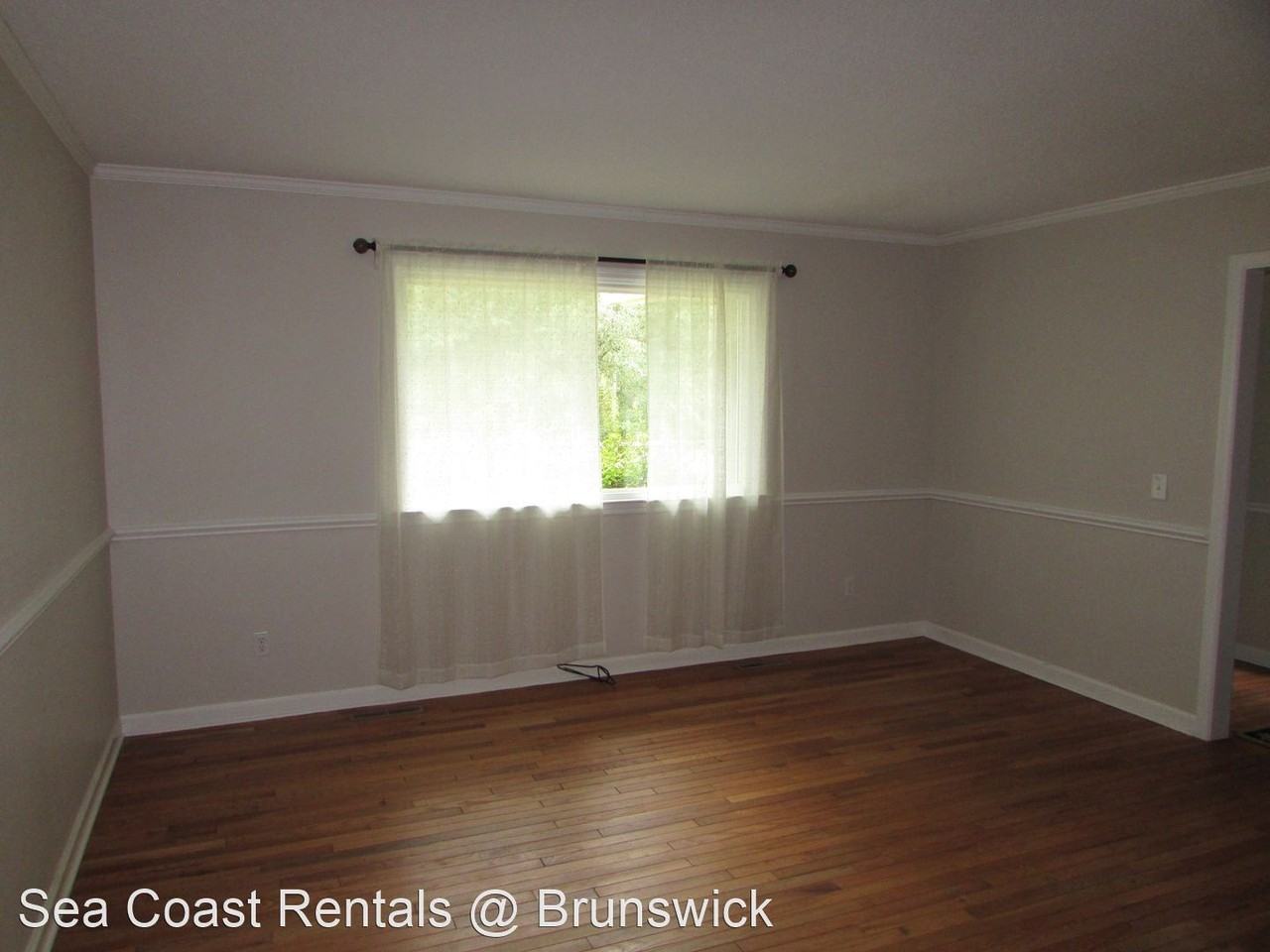 6 Pebble Beach Dr - Photo 2 of 28