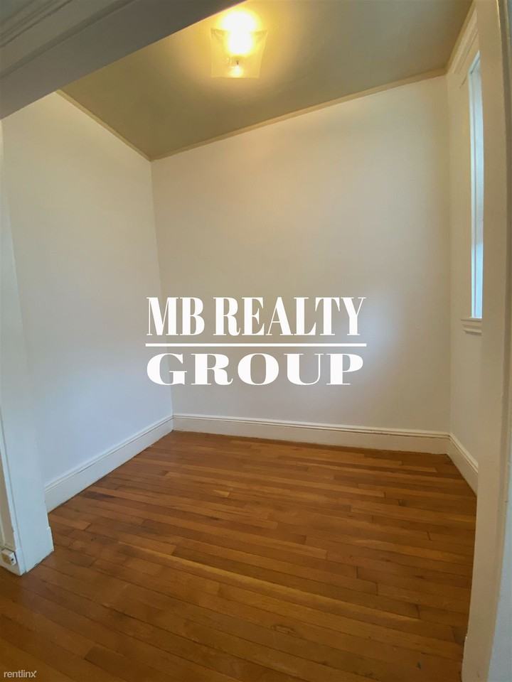 137 Park Dr - Photo 3 of 10