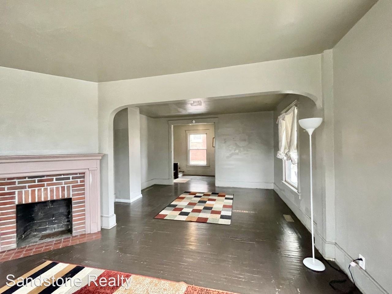 611 West Ave - Photo 2 of 50