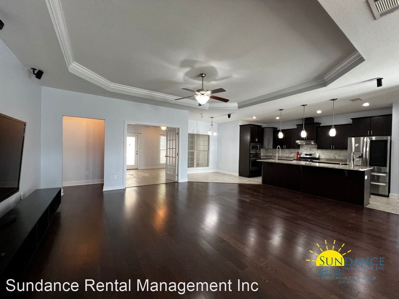 3155 Doris St - Photo 2 of 24