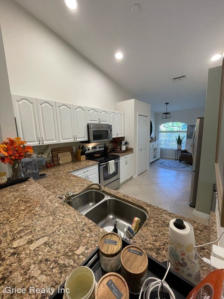 5397 Whitten Dr #97 - Photo 2 of 35