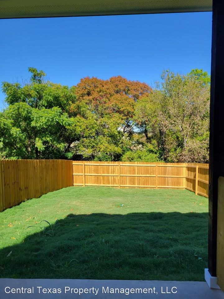 3909 Turner Ave - Photo 2 of 21
