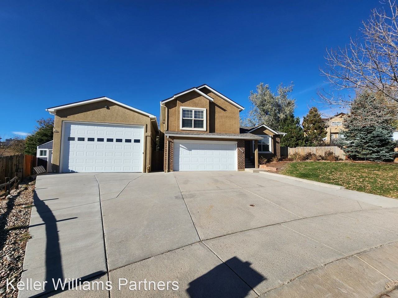 3550 Sedgewood Way - Photo 2 of 32