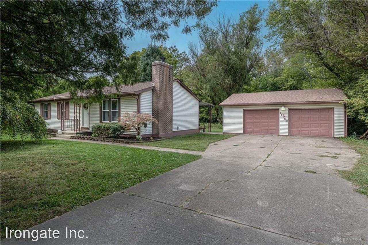 10796 Haddix Rd - Photo 2 of 20