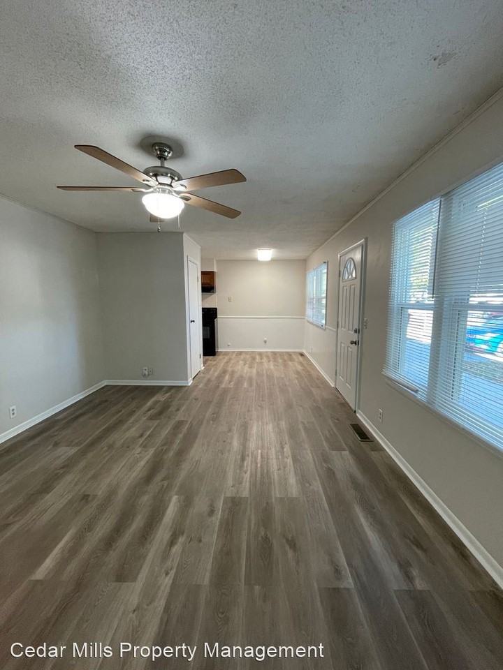 409 W 7th St - Photo 3 of 18