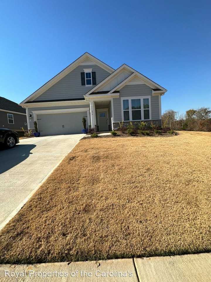 494 York Rd - Photo 2 of 26