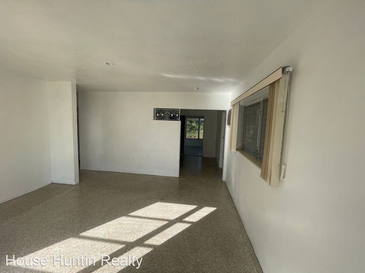 5047 Tangelo Dr - Photo 3 of 20