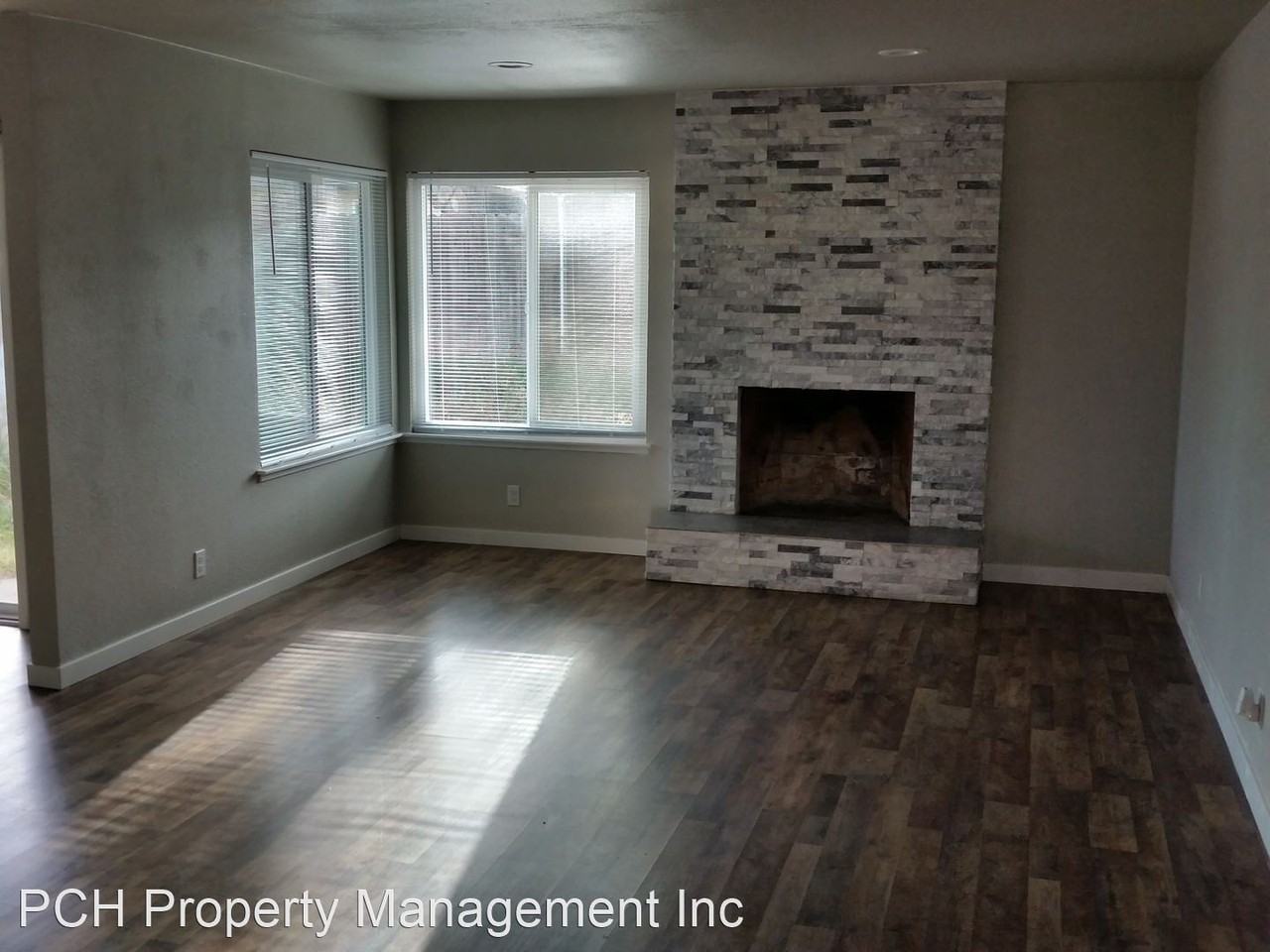 4420 Fenwick Way - Photo 3 of 15
