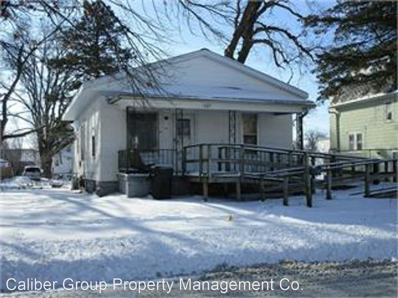 437 Edwards St - Photo 2 of 6