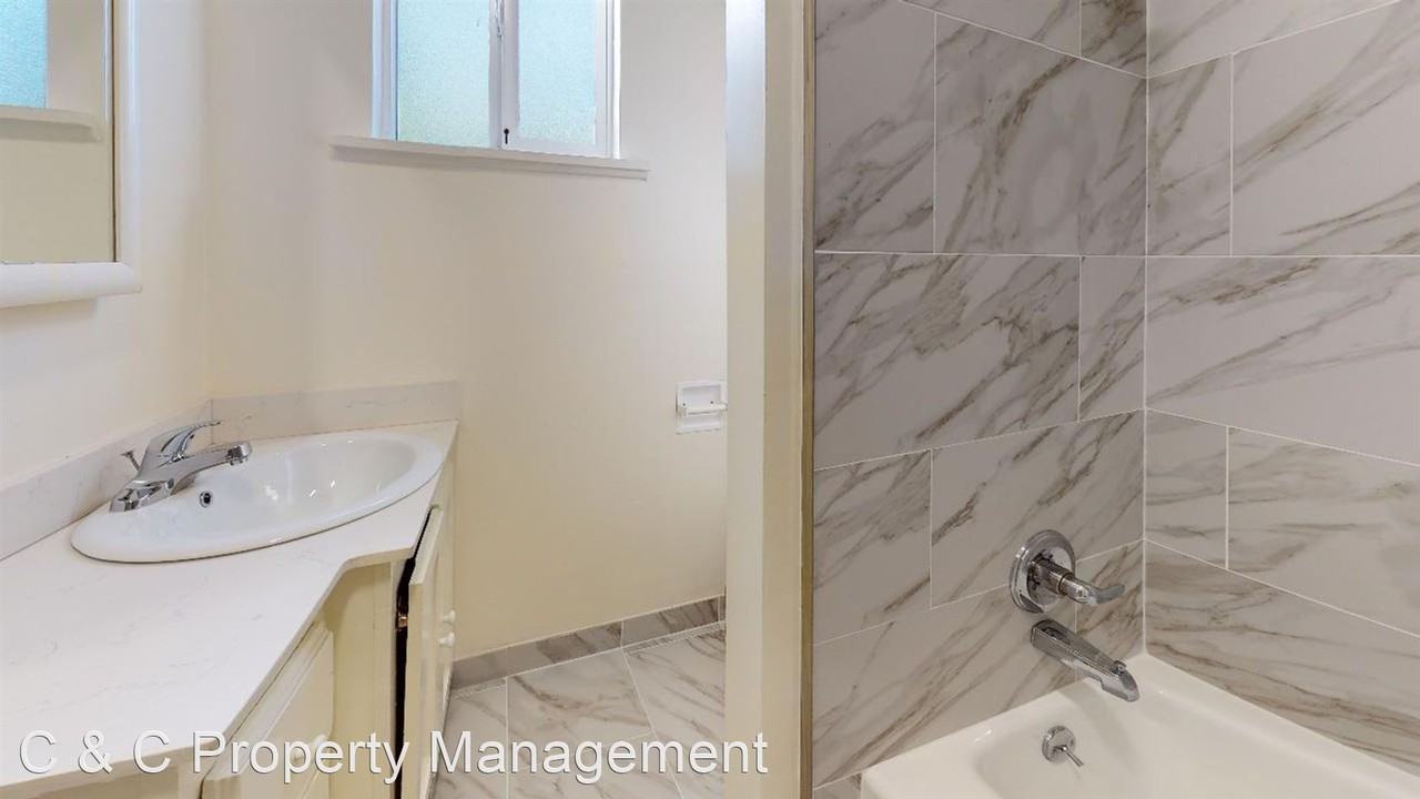 1305 David Ave - Photo 2 of 13