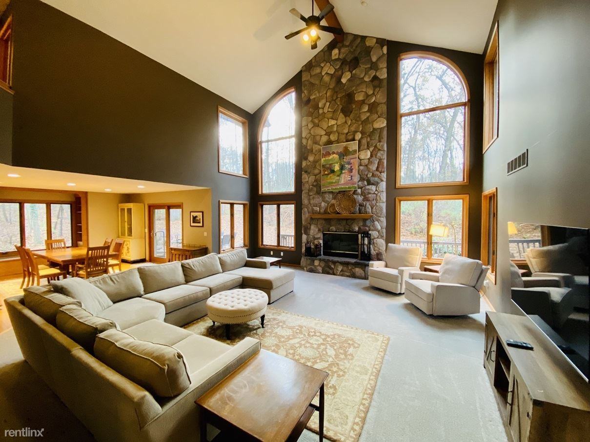 13566 S Rainbow Dr - Photo 3 of 23