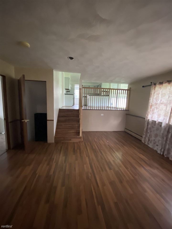 2191 Marlou Ct - Photo 2 of 6