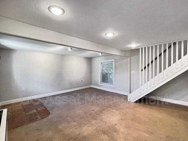 10829 San Pablo Ave - Photo 2 of 14