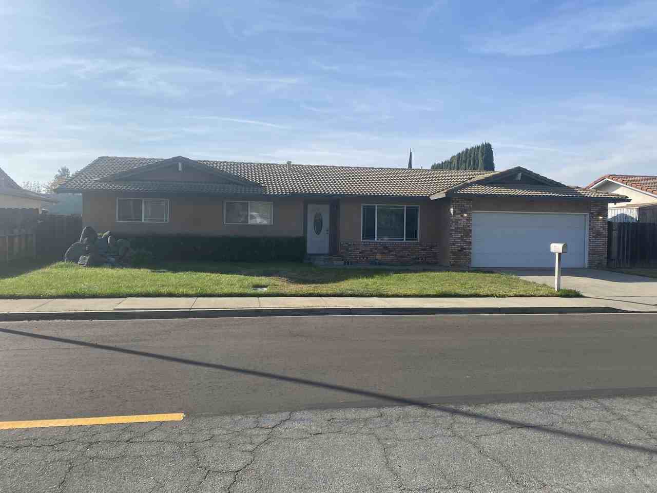 3361 Vanderbilt Ave - Photo 2 of 16