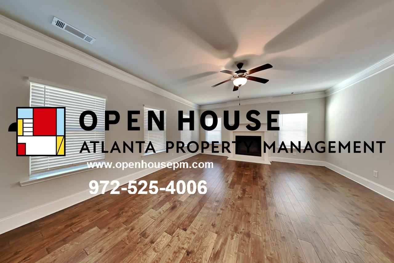 3770 Brookhollow Dr - Photo 3 of 24