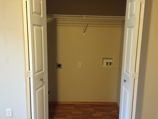 301 Harrison Ave N #4 - Photo 3 of 8