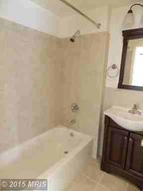 17825 Falls Rd - Photo 3 of 17