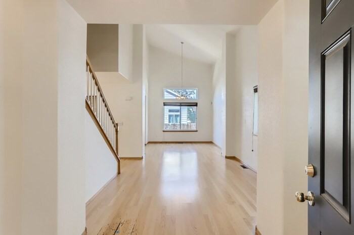 10500 Taylor Ave - Photo 3 of 19