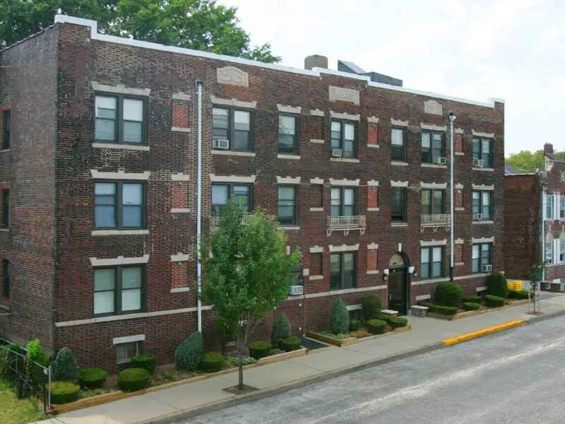 Heath Court - Photo 5 of 15