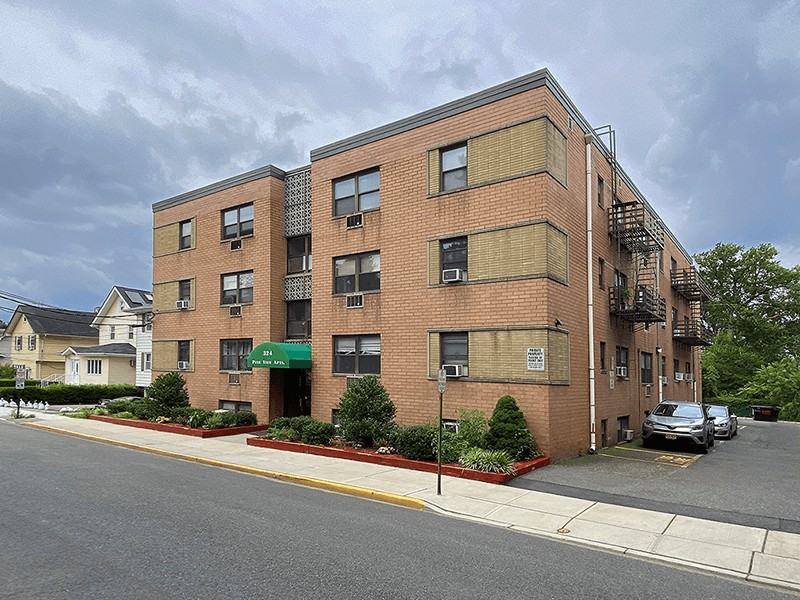 Pineview - Photo 5 of 16