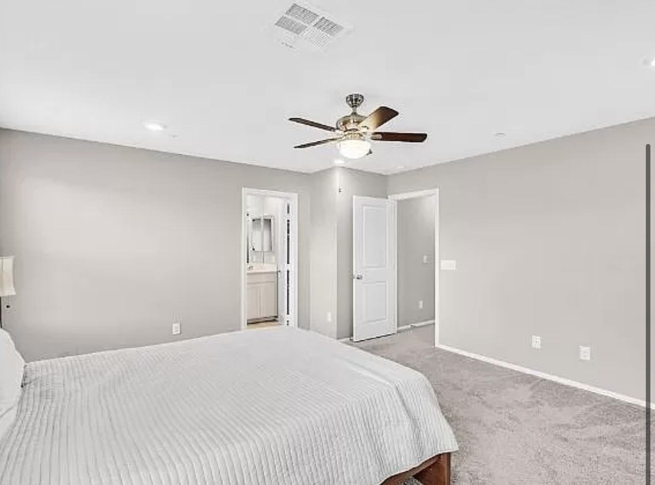 5346 Lazy Breeze Avenue - Photo 3 of 7