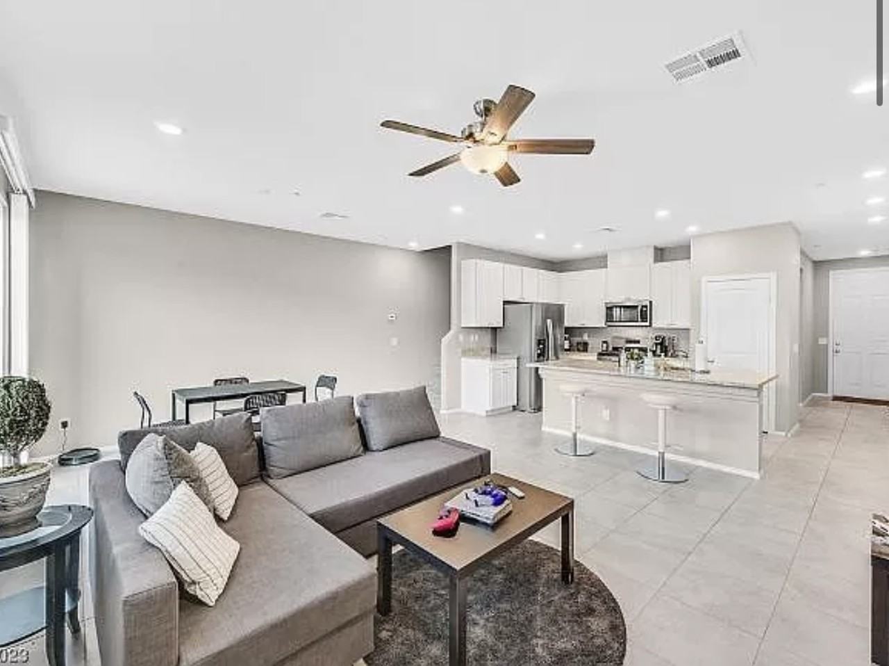 5346 Lazy Breeze Avenue - Photo 6 of 7