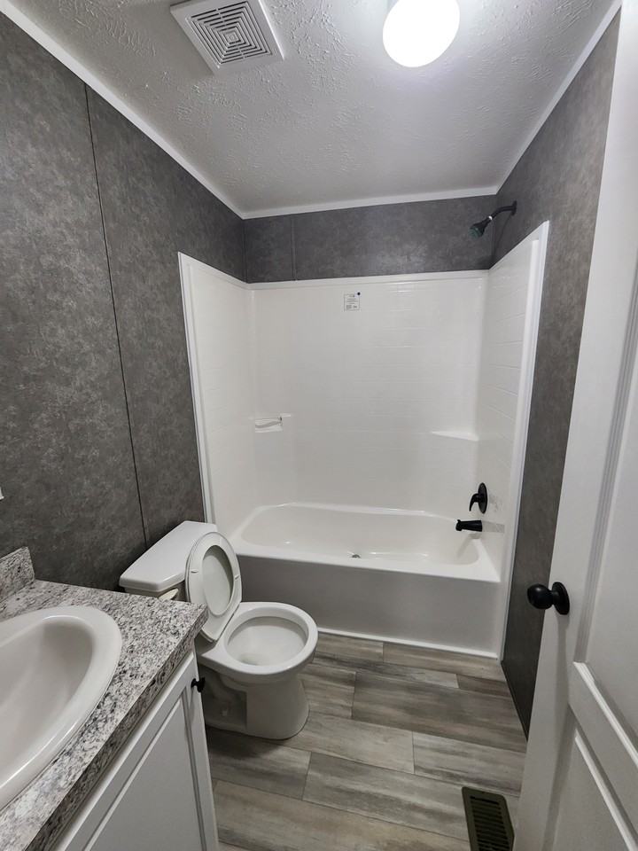 1018 13th St #NA - Photo 3 of 8