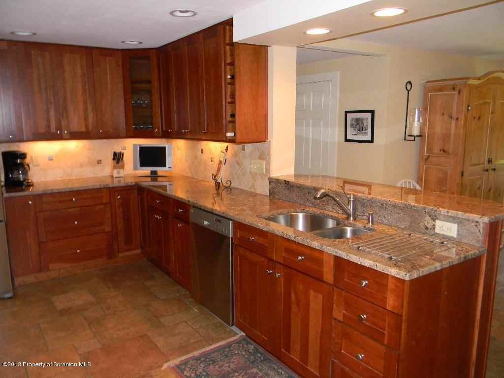 108 Carbondale Rd - Photo 2 of 30