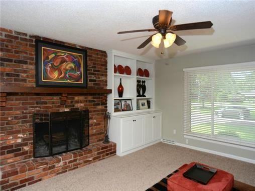 9105 W 104th Terrace - Photo 3 of 23