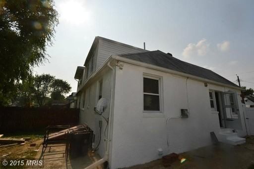 623 New Jersey Ave - Photo 3 of 19