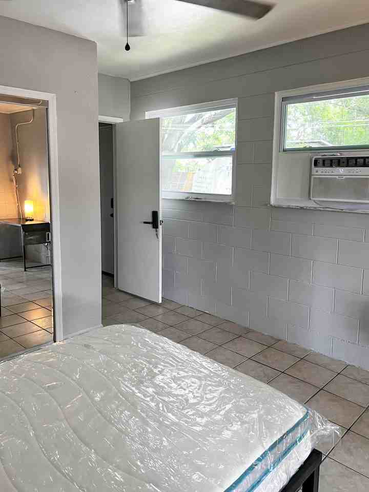 Napoleon St - Photo 7 of 15