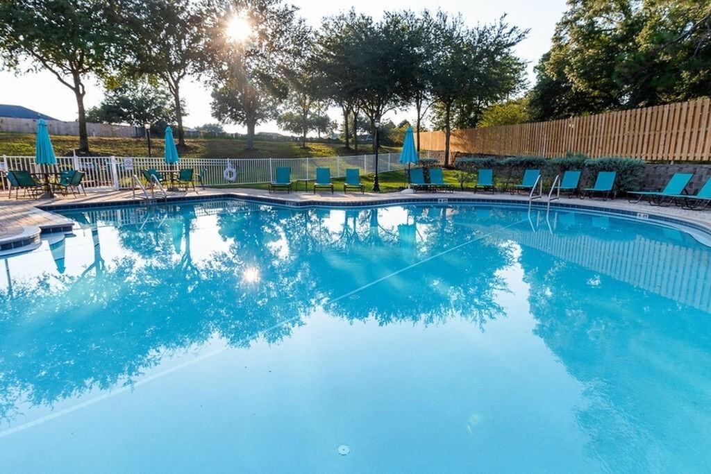 Bel Aire Terrace - Photo 3 of 48