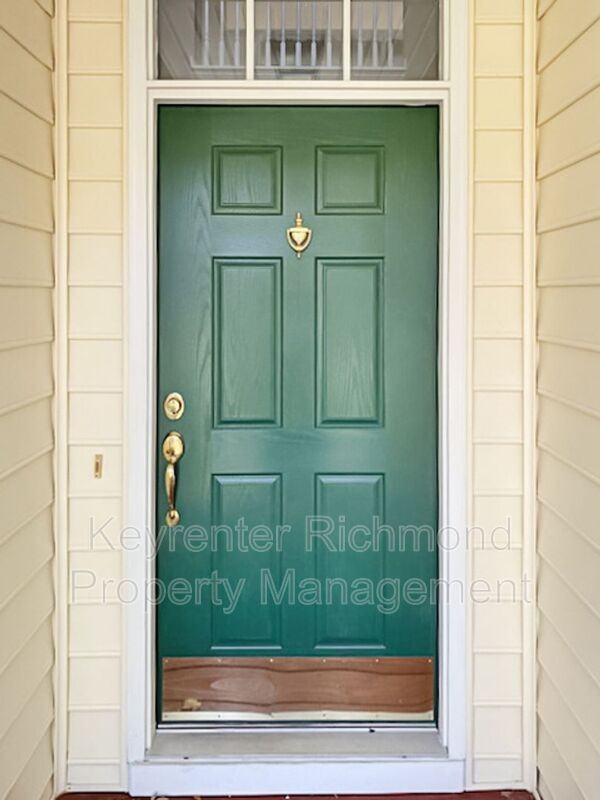 13718 Biggin Pond Ln - Photo 2 of 25