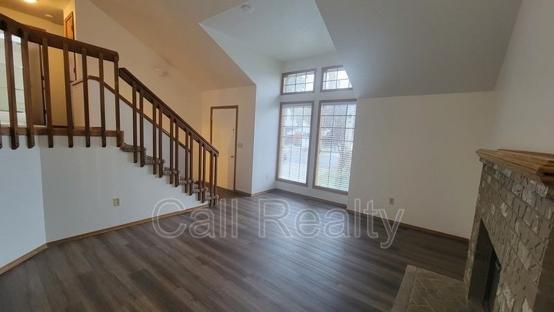 303 W Brita Ave - Photo 3 of 21