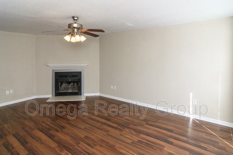 8048 River Bend Rd - Photo 5 of 25