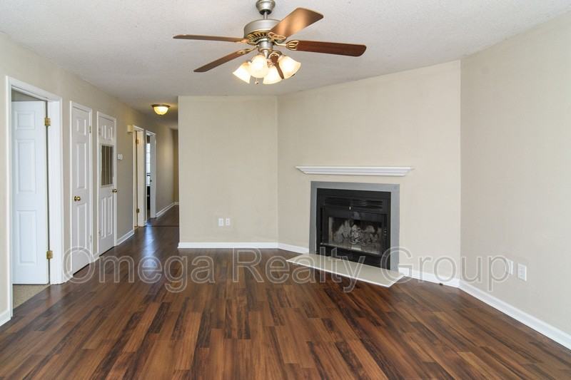 8048 River Bend Rd - Photo 6 of 25