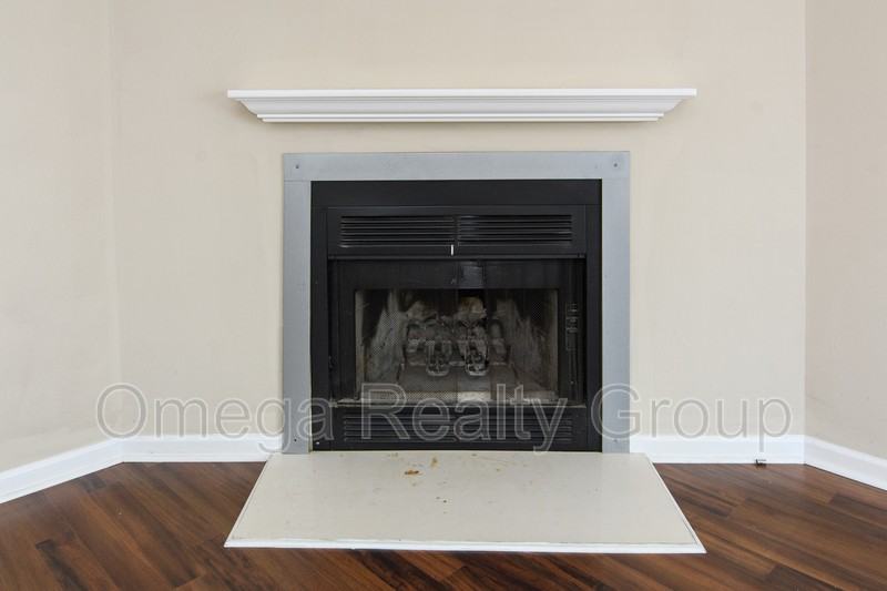 8048 River Bend Rd - Photo 7 of 25