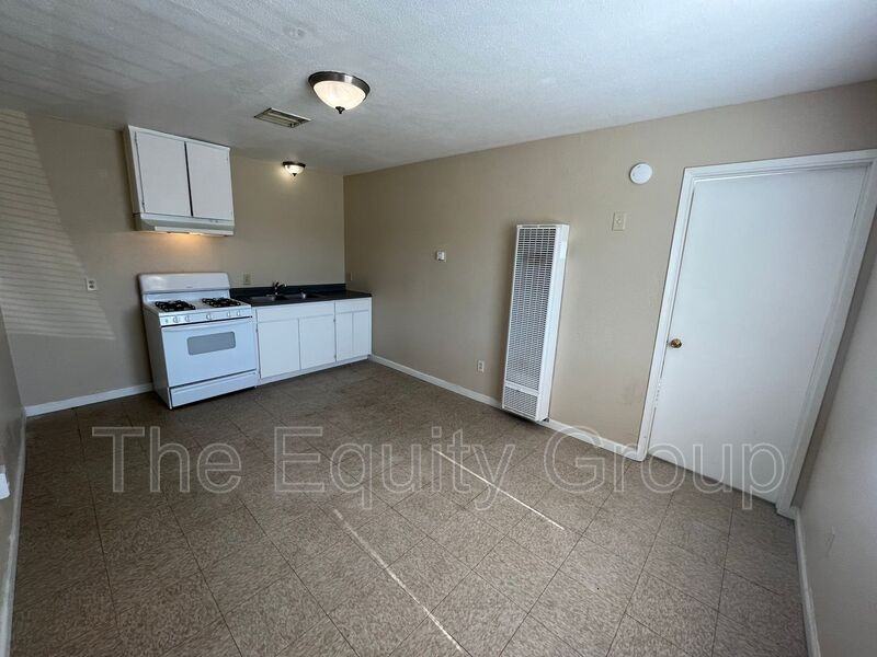 9310 Road #17 - Photo 2 of 7